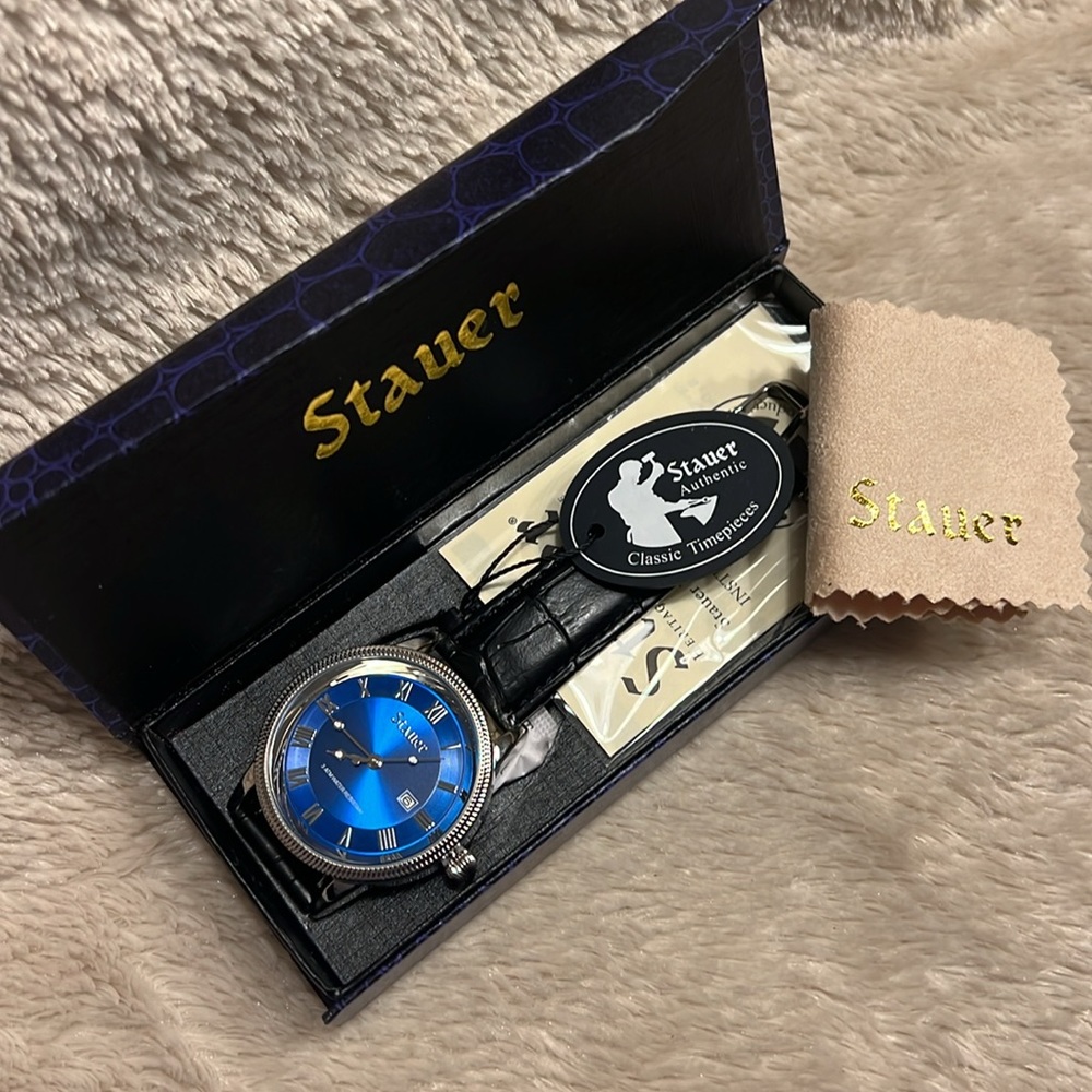STAUER URBAN BLUE WATCH